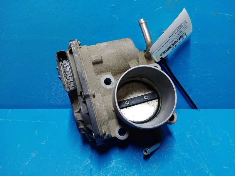 Дроссельная заслонка Toyota RAV4 XA30 2006-2012