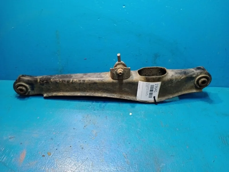 Рычаг поперечный нижний MITSUBISHI Lancer 10 2007-2015