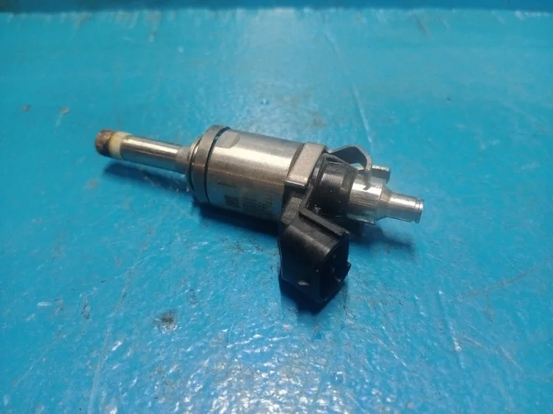 Форсунка топливная Mazda 3, 6, CX-5 2012-2017