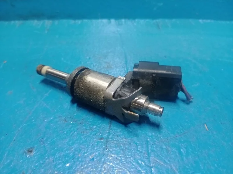 Форсунка топливная Mazda 3, 6, CX-5 2012-2017