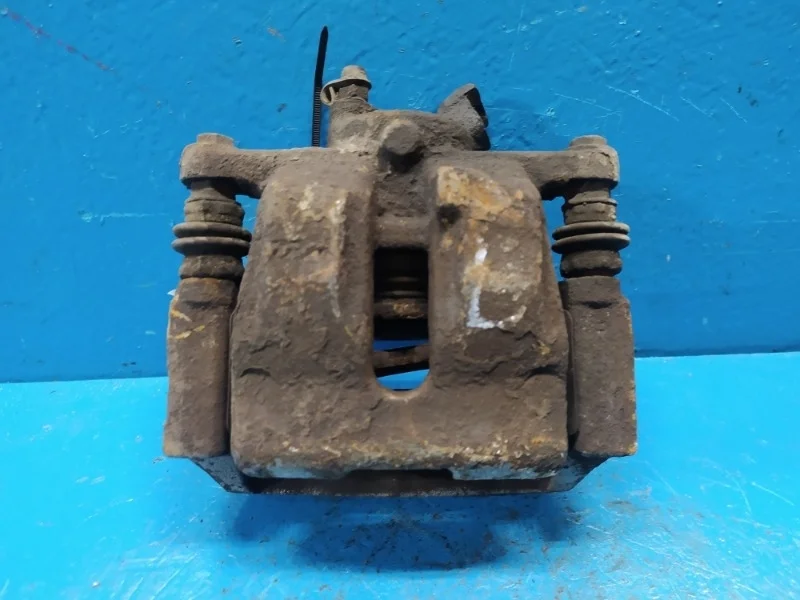 Суппорт тормозной Land Rover Range 2003-2012