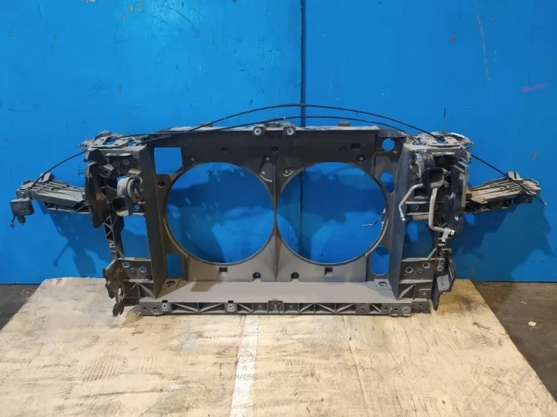 Панель передняя Infiniti M 2010-2014