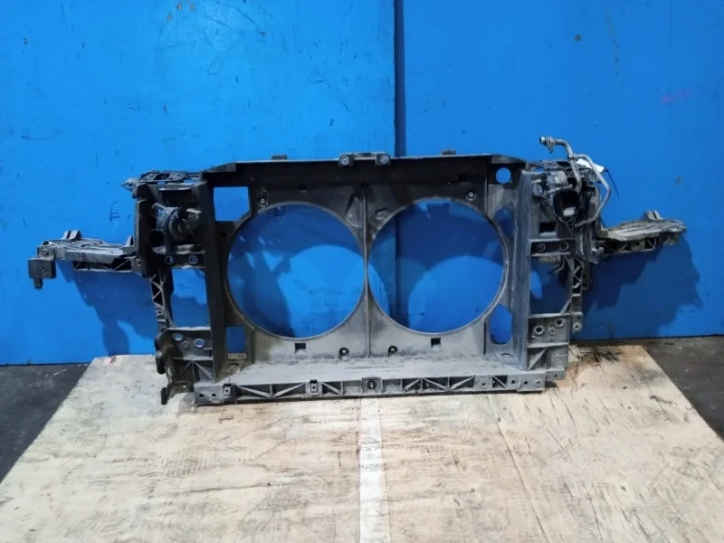 Панель передняя Infiniti M 2010-2014