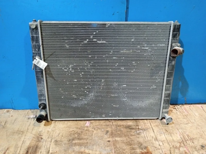 Радиатор охлаждения двигателя Infiniti FX 2008-2012