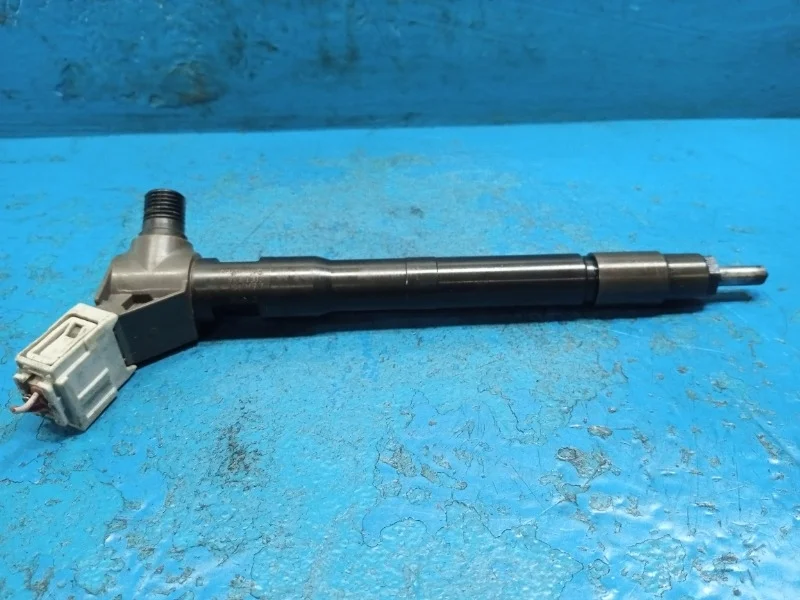 Форсунка топливная Mazda 6, CX-5 2011-2017