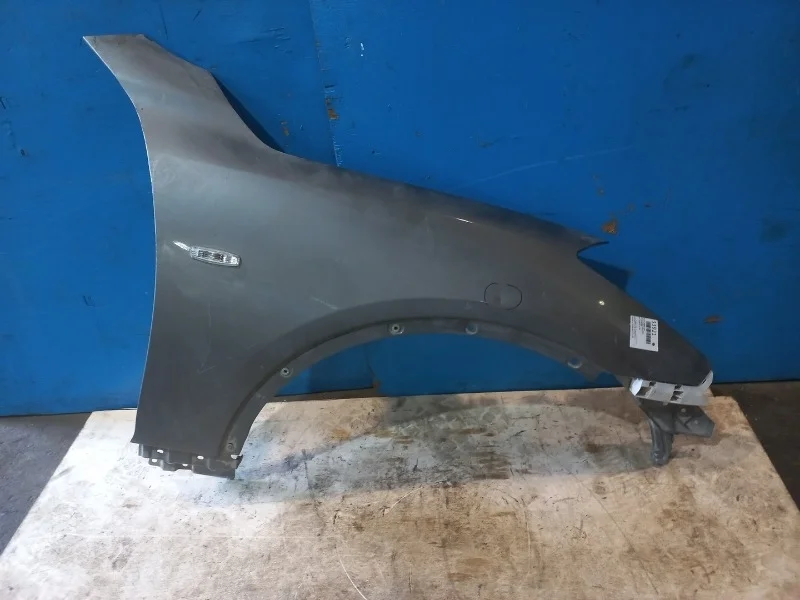 Крыло Infiniti EX35, 2002—2007