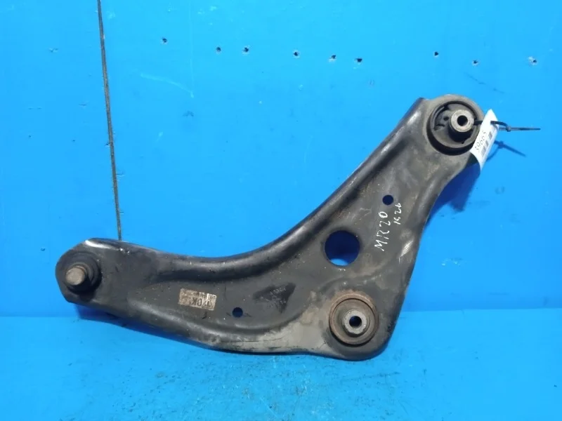 Рычаг подвески Nissan Qashqai J11 2014-2016