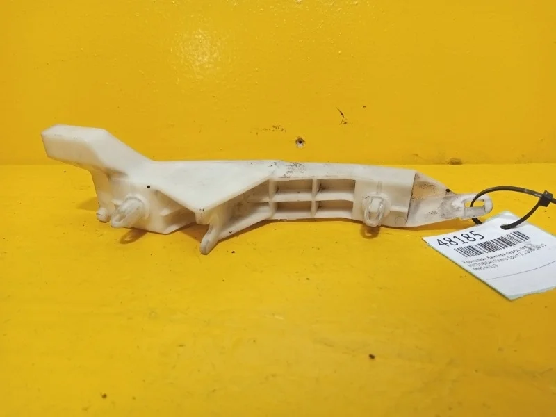 Кронштейн бампера MITSUBISHI Pajero Sport 2 2008-2011