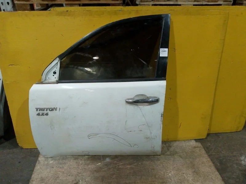 Дверь MITSUBISHI L200 2006-2014