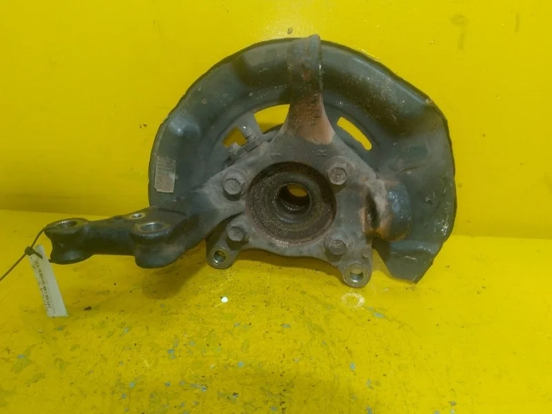 Кулак поворотный Toyota RAV4 XA30 2006-2012