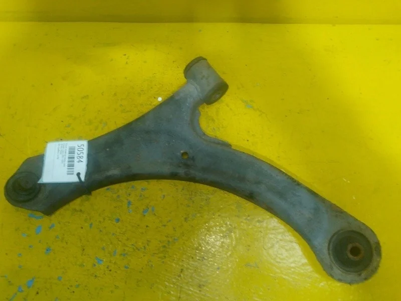 Рычаг подвески Suzuki Liana 2001-2005