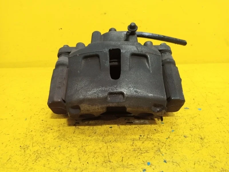 Суппорт тормозной Toyota Camry XV40 2006-2011