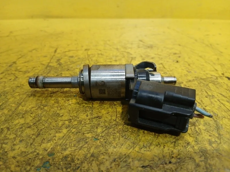 Форсунка топливная Mazda CX-5, 3, 6 2012-2017