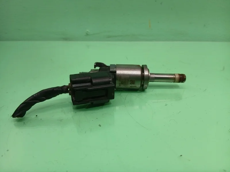 Форсунка топливная Mazda CX-5, 3, 6 2012-2017