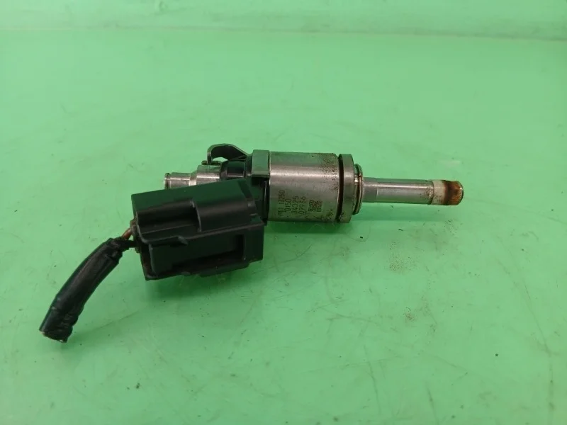 Форсунка топливная Mazda CX-5, 3, 6 2012-2017