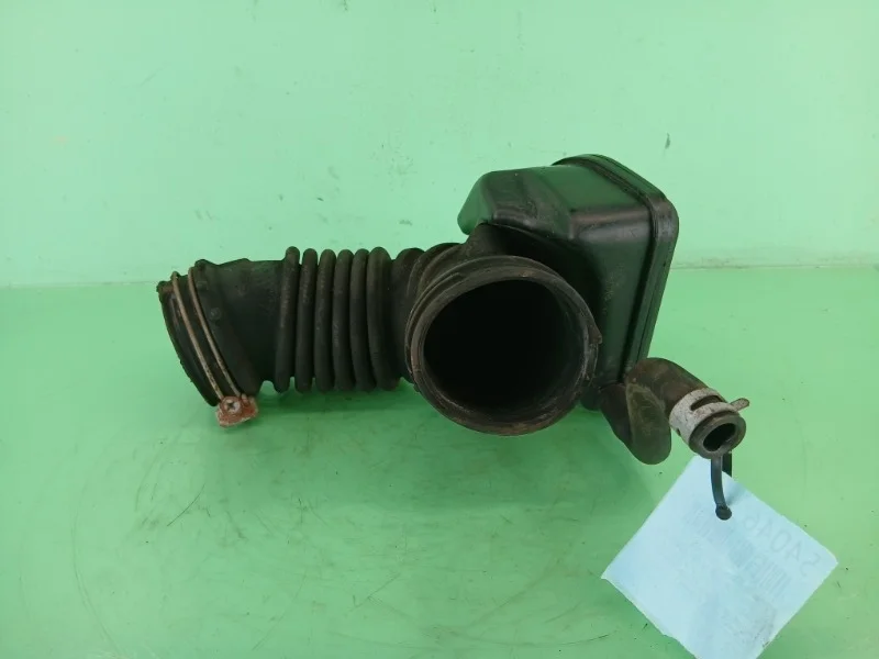 Патрубок воздушного фильтра MITSUBISHI Outlander XL 2006-2012