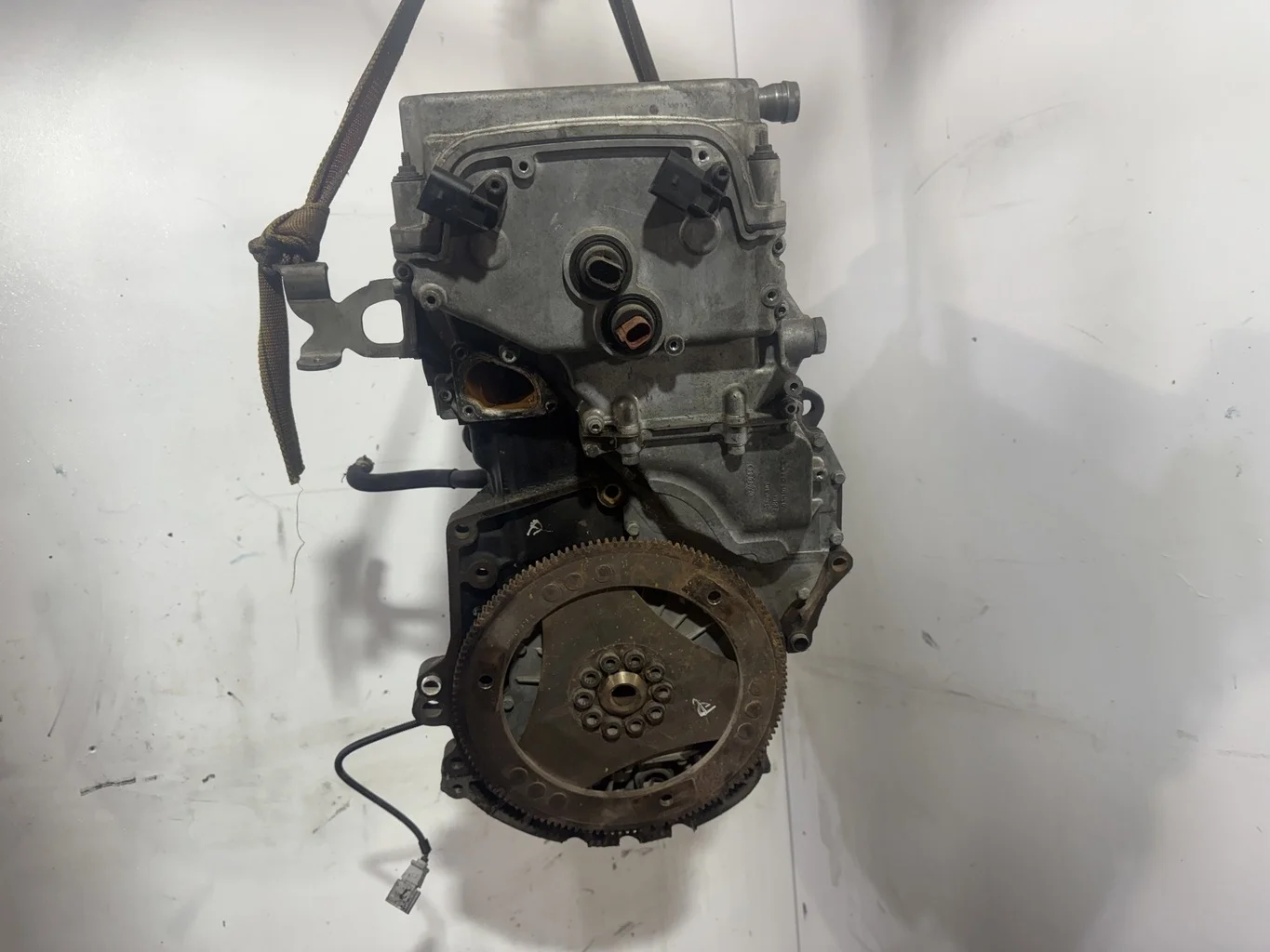 Двигатель BKK  AZZ,BAA,BDL,BKJ,BMV,BMX,BRJ 3.2 Бе