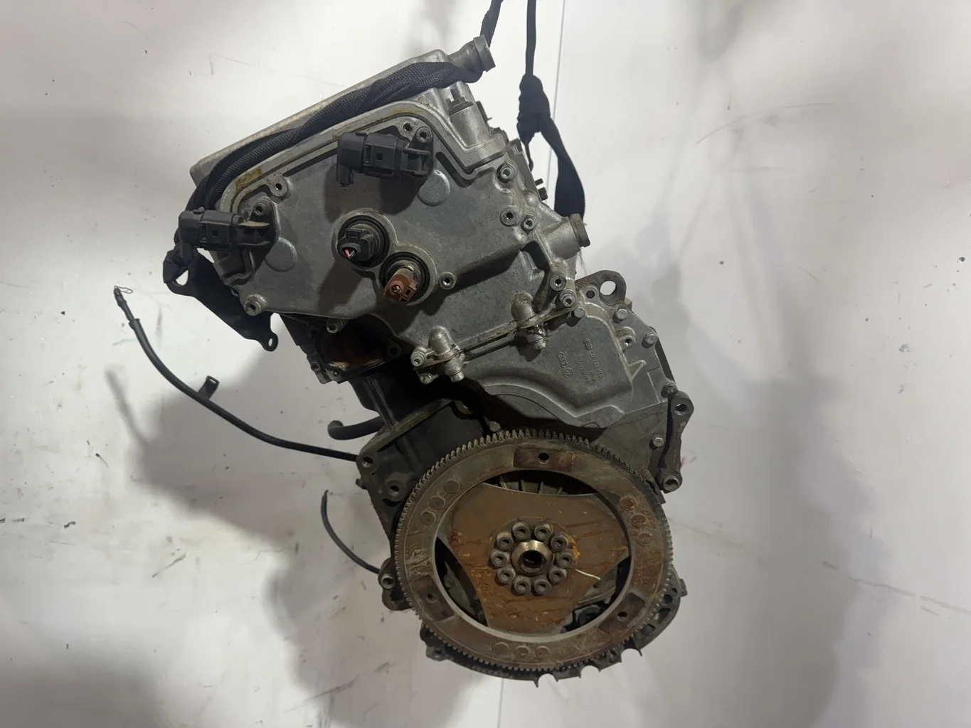 Двигатель BKK  AZZ,BAA,BDL,BKJ,BMV,BMX,BRJ 3.2 Бе