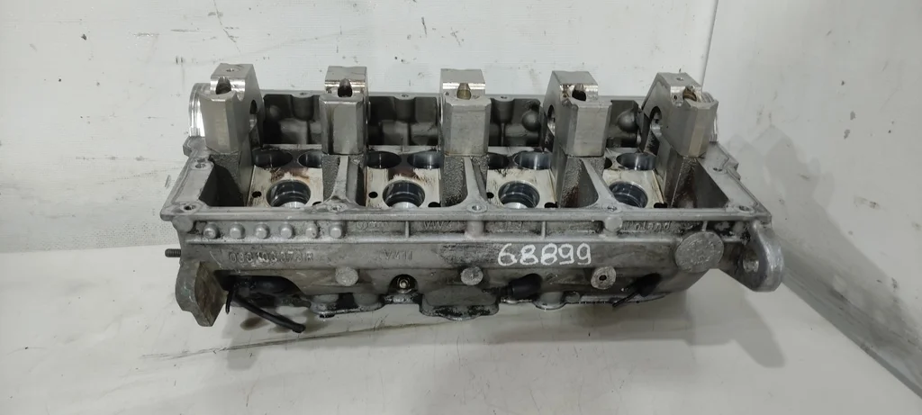 Головка блока цилиндров (ГБЦ) BXE  1.9 TDI Volksw