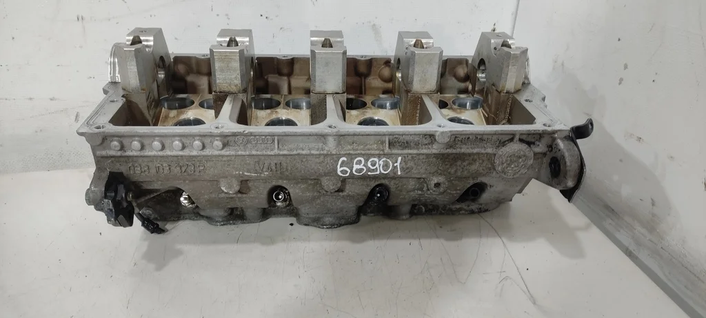 Головка блока цилиндров (ГБЦ) BXE  1.9 TDI Volksw