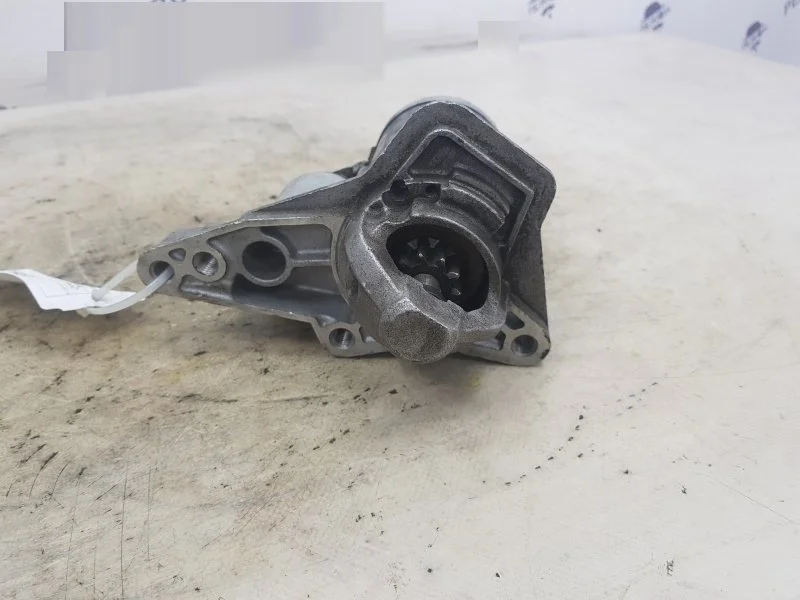 Стартер Renault Megane 23300BC20C 3 1.6