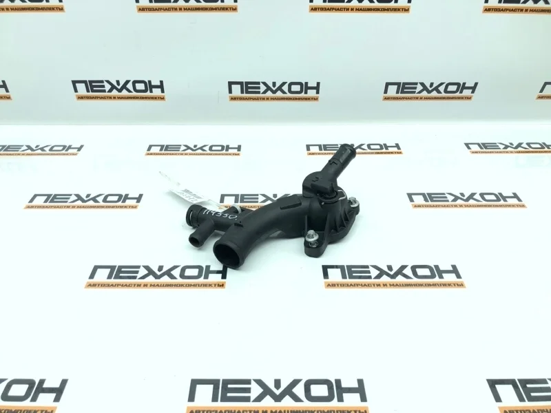 Фланец системы охлаждения Opel Astra 2013 55565334 J 1.4 A14NET