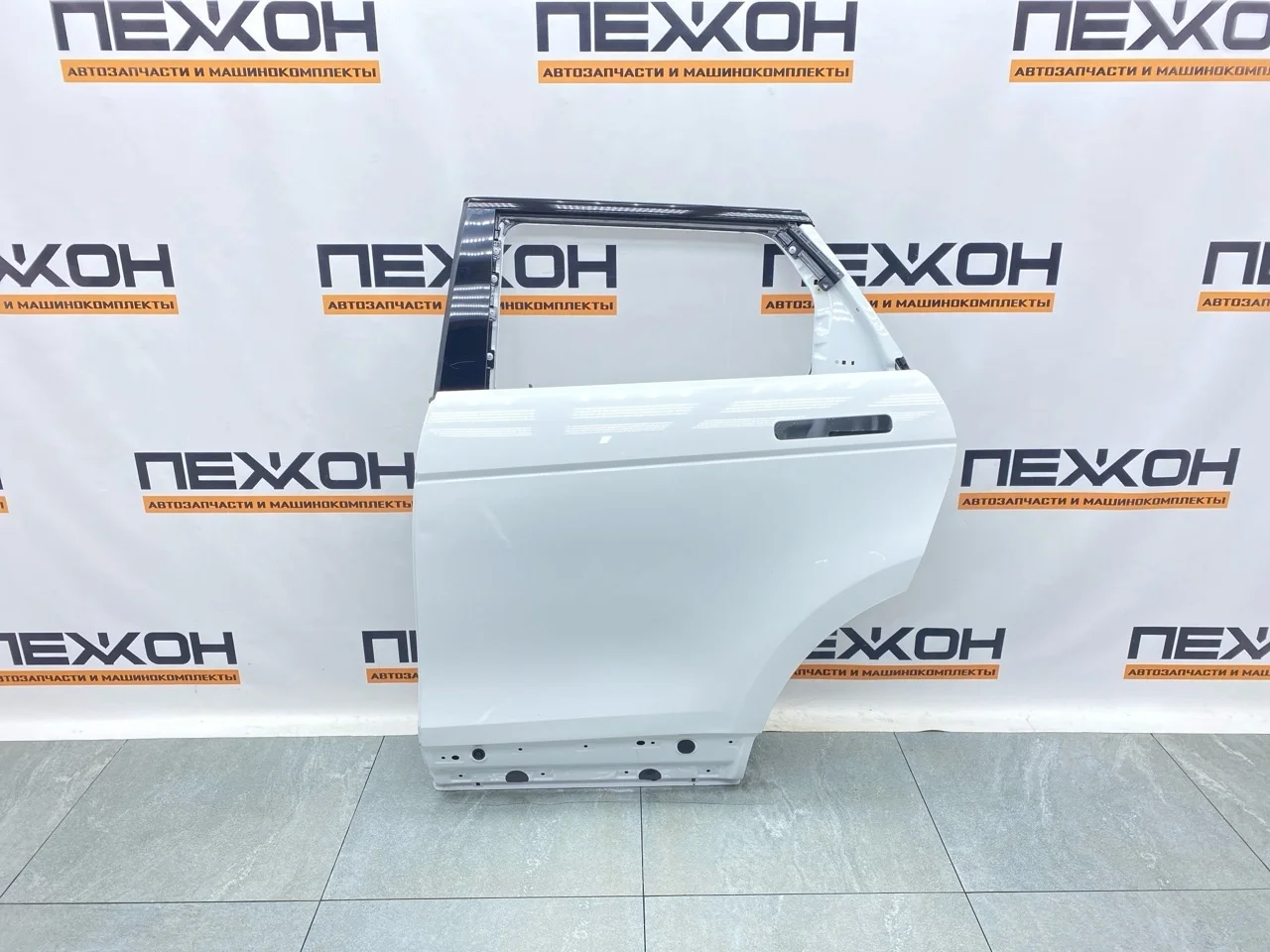 Дверь Land Rover Range Rover Evoque 2020 LR138384 L551 2.0 PT204, задняя левая