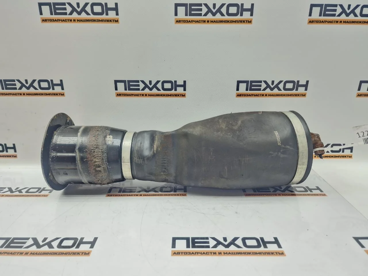 Пневмобаллон подвески Toyota Land Cruiser Prado 2018 4808060010 150 2.8 1GDFTV, задний правый