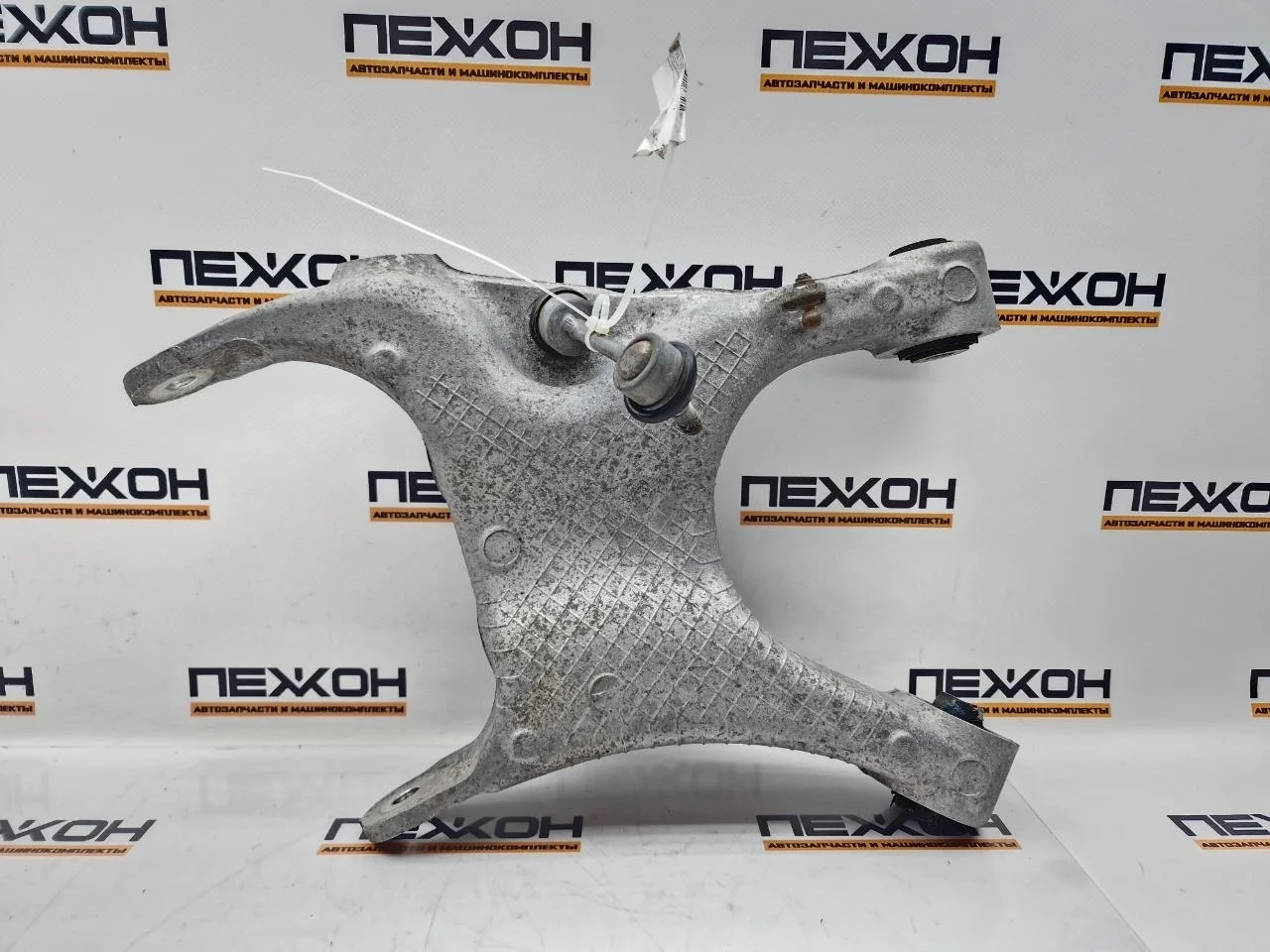 Рычаг подвески нижний Bmw X6 2015 33326770952 F16 3.0 N57D30A, задний правый