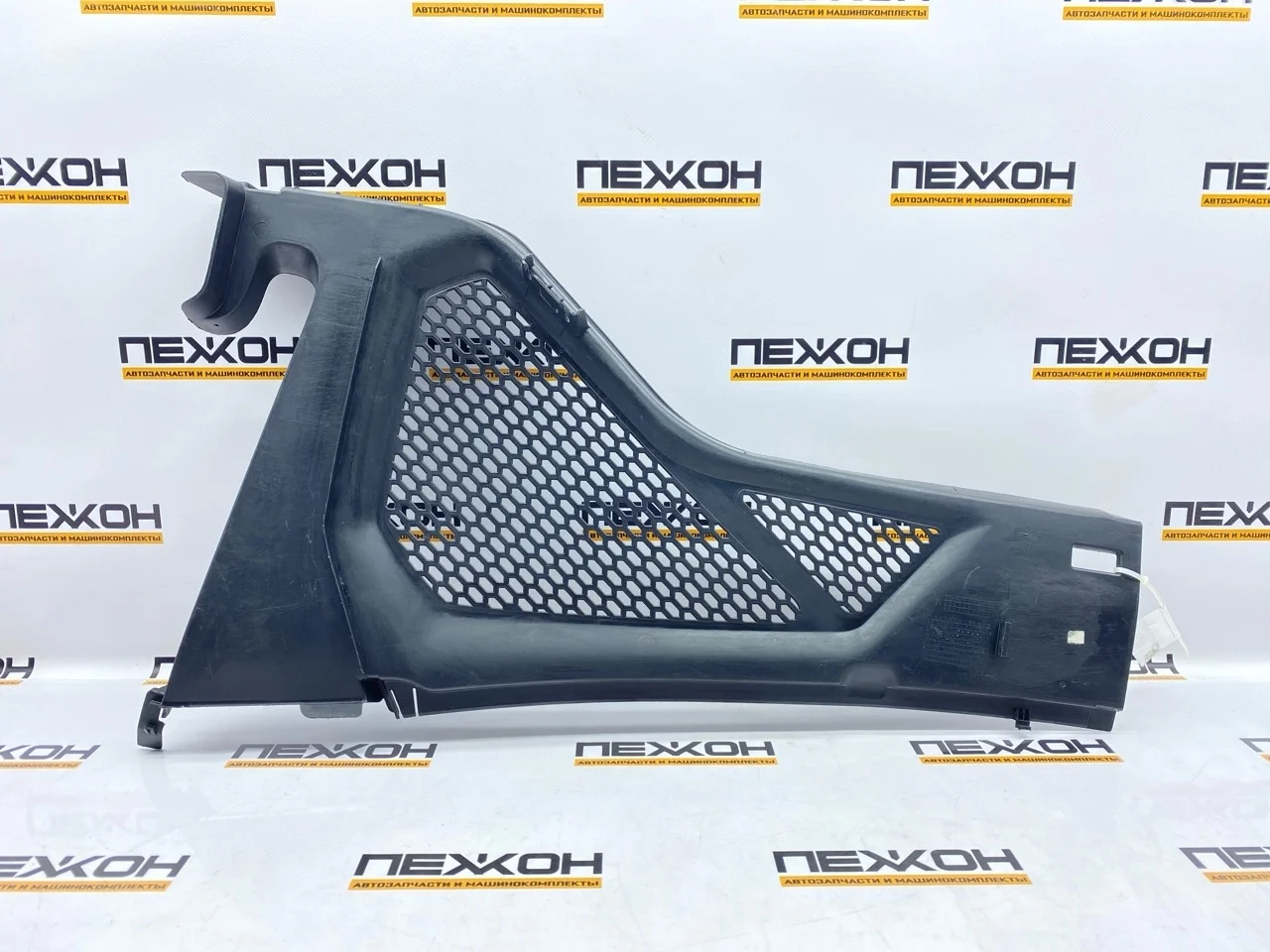 Жабо Bmw X5 2015 64319245594 F15 2.0 N20B20A, правое