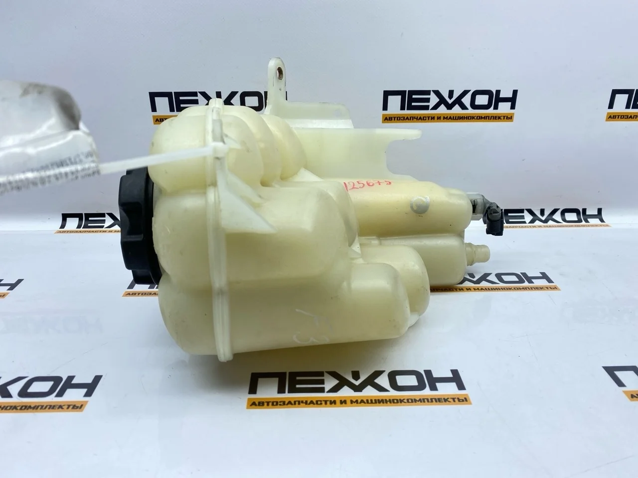 Бачок расширительный Bmw X5 2015 17138621092 F15 2.0 N20B20A