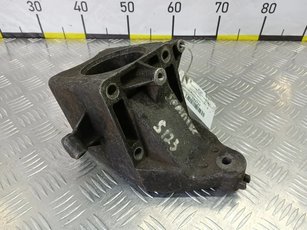 Кронштейн двигателя (ДВС) MERCEDES-BENZ Sprinter