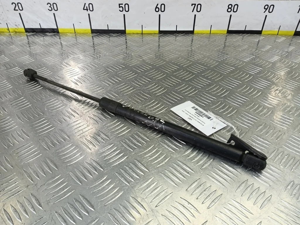 Амортизатор крышки багажника MITSUBISHI OUTLANDER