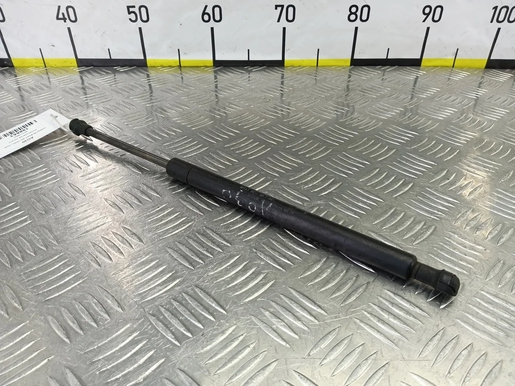 Амортизатор капота NISSAN MURANO Z50 (2002—2008)