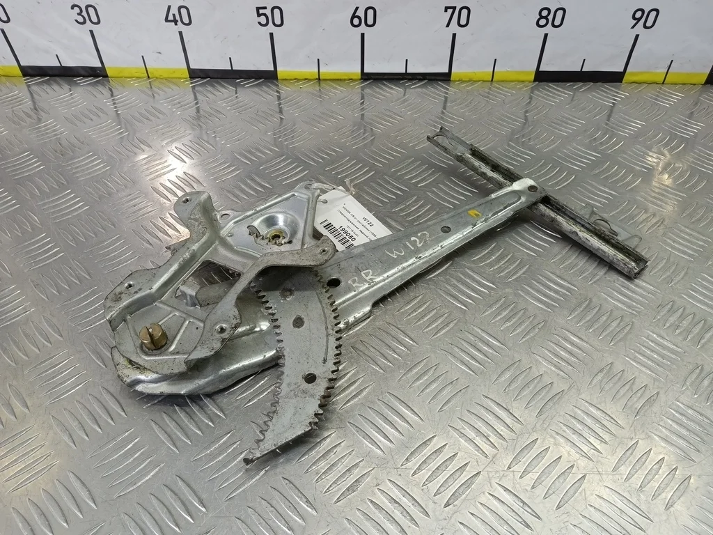 Стеклоподъемник задний правый HONDA CR-V I рестай