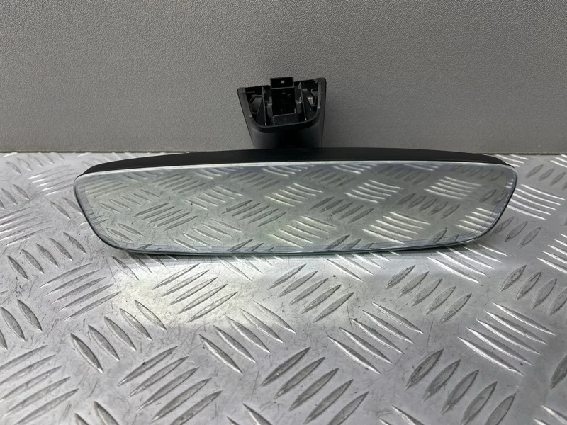 Зеркало салонное Audi A4 B9