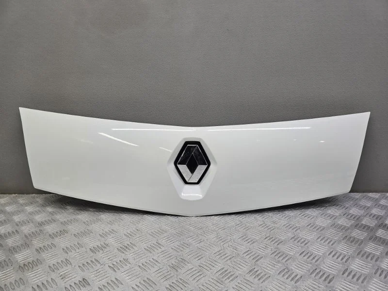 Решетка радиатора Renault Kangoo KW0