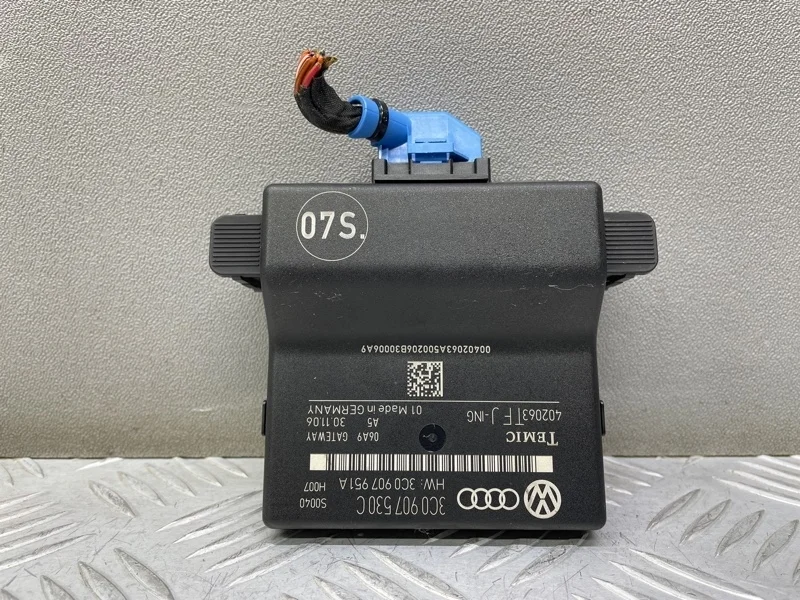 Блок gateway Volkswagen Passat B6