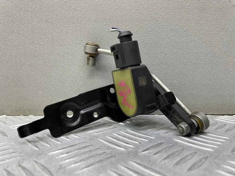 Датчик подвески Audi A6 C6