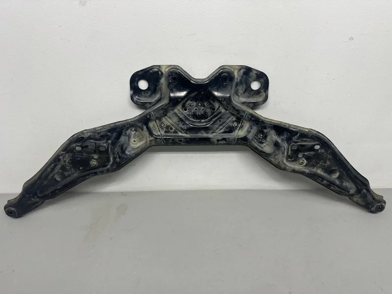 Подрамник Infiniti Q50 V37