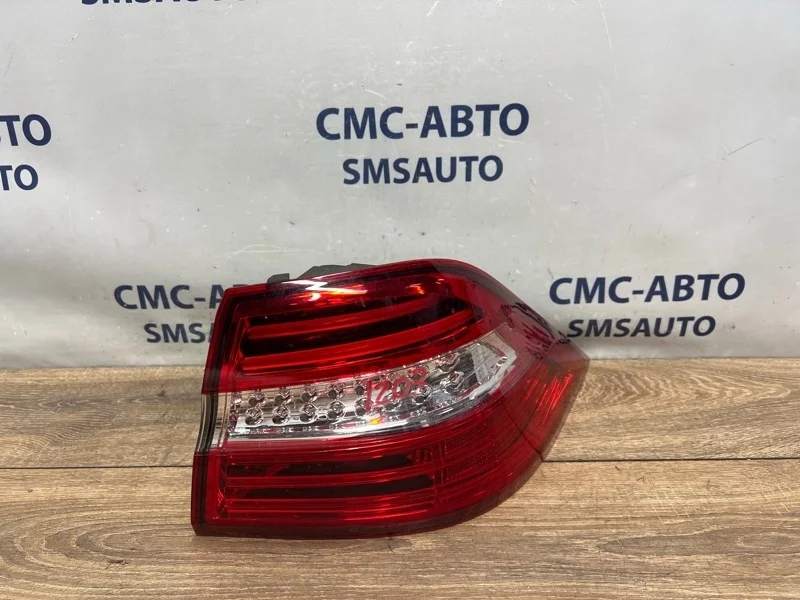Фонарь на крыло Mercedes-Benz ML 2012 A1669063201 W166 642.826, правый