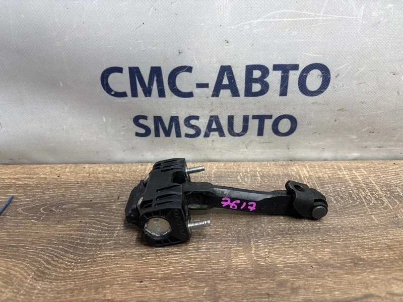 Ограничитель двери Volvo XC90 31217752 ХС90 3.2 B6324S, задний