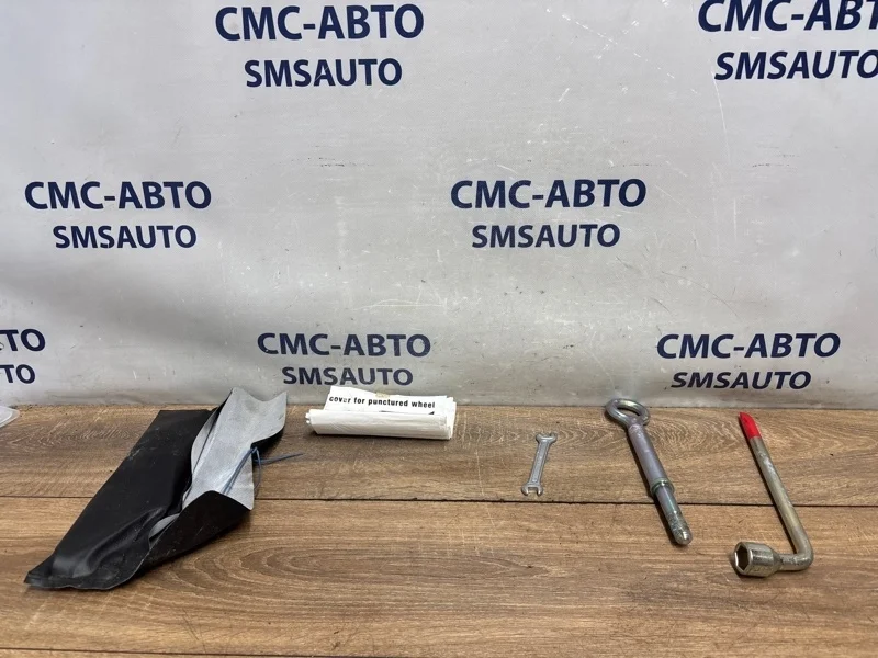 Набор инструментов Volvo XC90 9170466 ХС90 3.2 B6324S