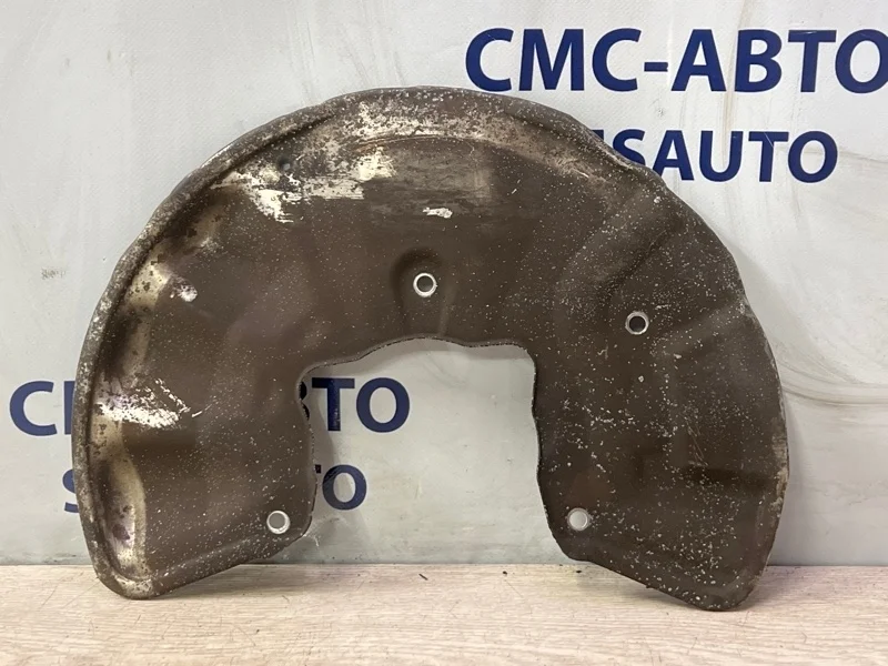 Пыльник тормозного диска Mercedes-Benz ML 2012 A1664210220 W166 642.826, передний правый