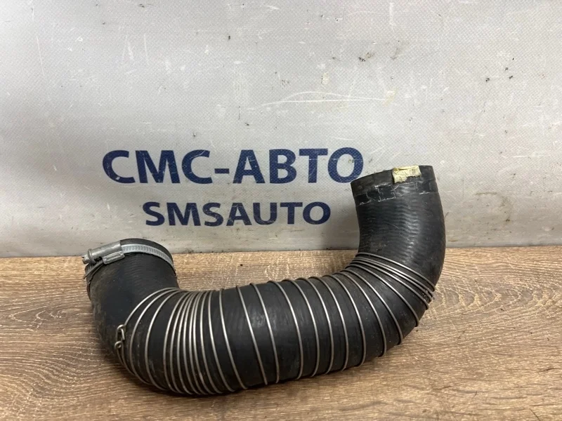 Патрубок интеркулера Volvo XC60 31319502 ХС60 B4204T6, правый