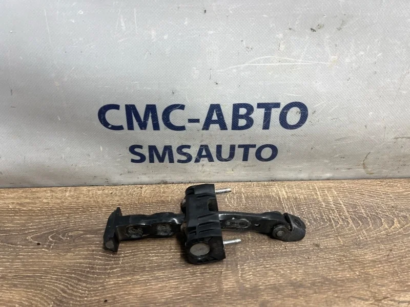 Ограничитель двери Volvo XC60 31298466 ХС60 B4204T6, передний