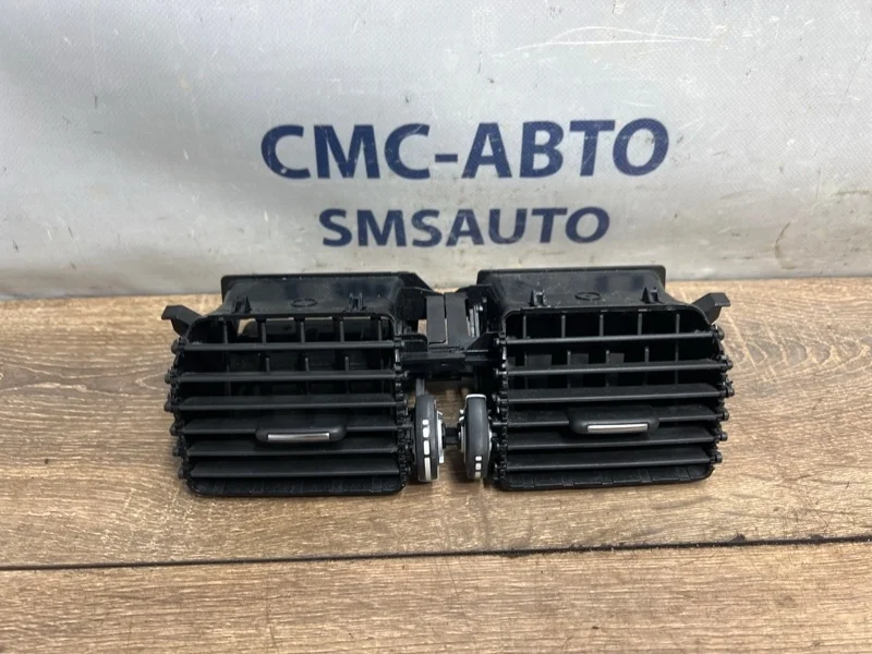 Дефлектор торпеды Volvo XC60 30755643 ХС60 B4204T6