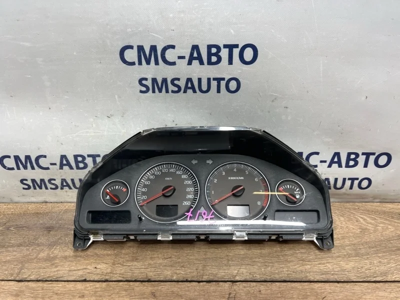 Панель приборов Volvo XC90 30746098 ХС90 3.2 B6324S