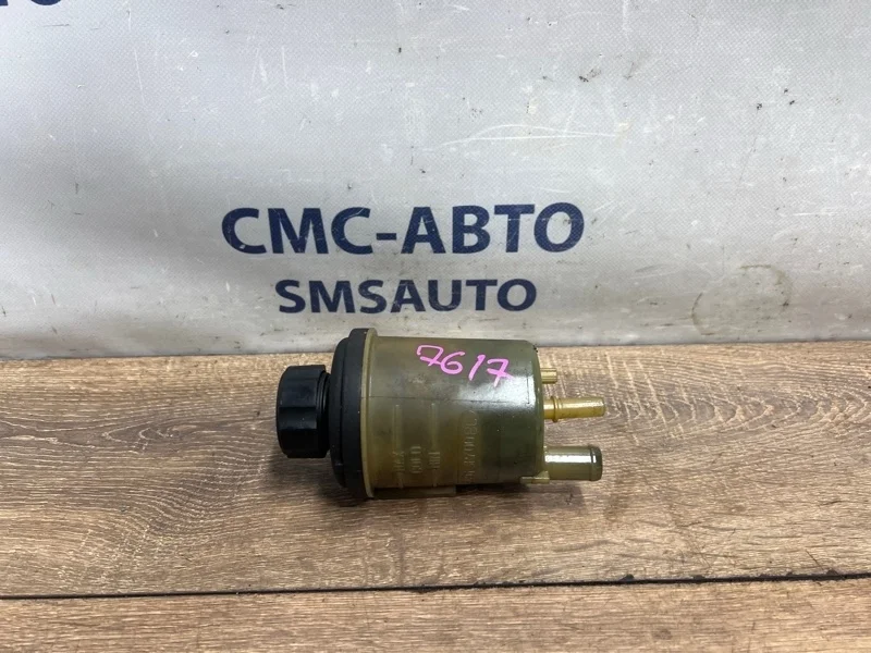 Бачок ГУР Volvo XC90 30680756 ХС90 3.2 B6324S