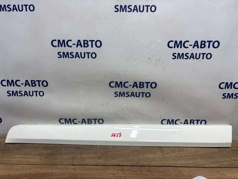 Молдинг двери Volvo XC60 2014-2017 39835895 ХС60 B5254T12, передний правый